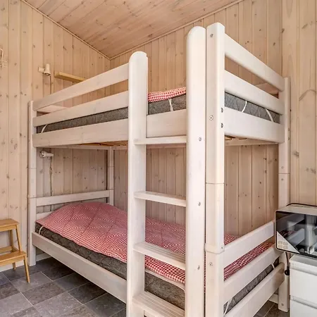 Eldora - 1-4km From The Sea By Interhome *